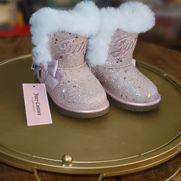 Toddler girls Juicy Couture boots size 5 - Pink with white fur - Picture 4 of 5
